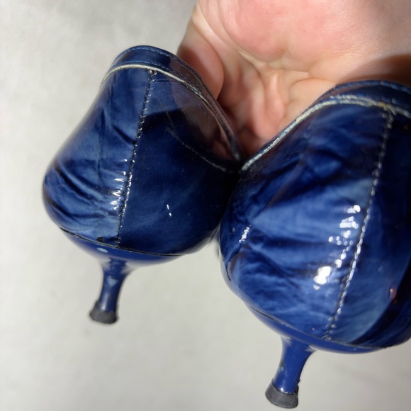 Ingledew’s Vintage Patent Leather Blue Pointed Toe Kitten Heel Spanish Heels - Picture 11 of 13